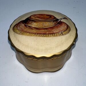 Vintage Raymond  Waites Ceramic Trinket Box‎